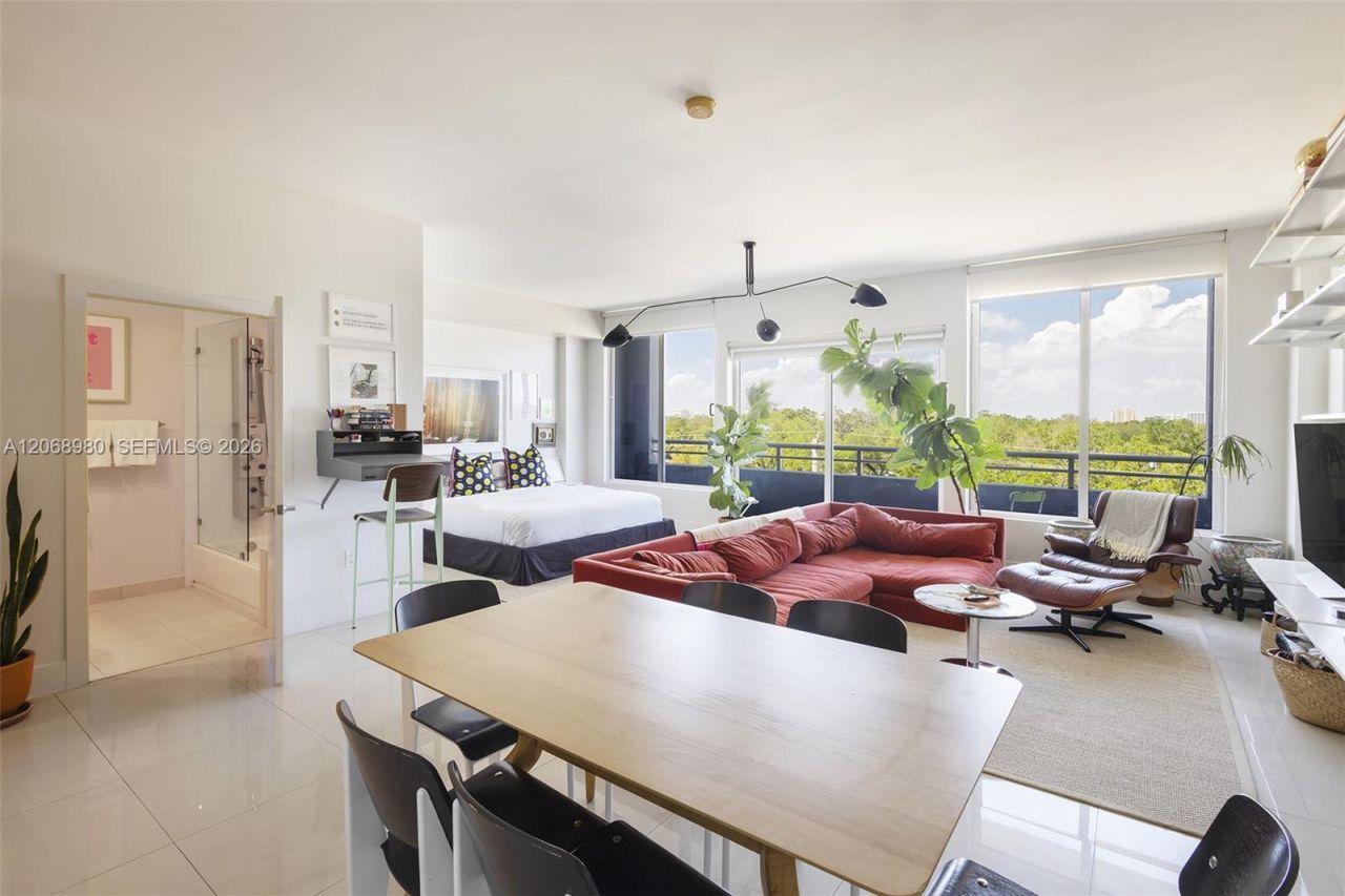 3250 Grand Ave , Unit 504, Miami, FL 33133 Photo