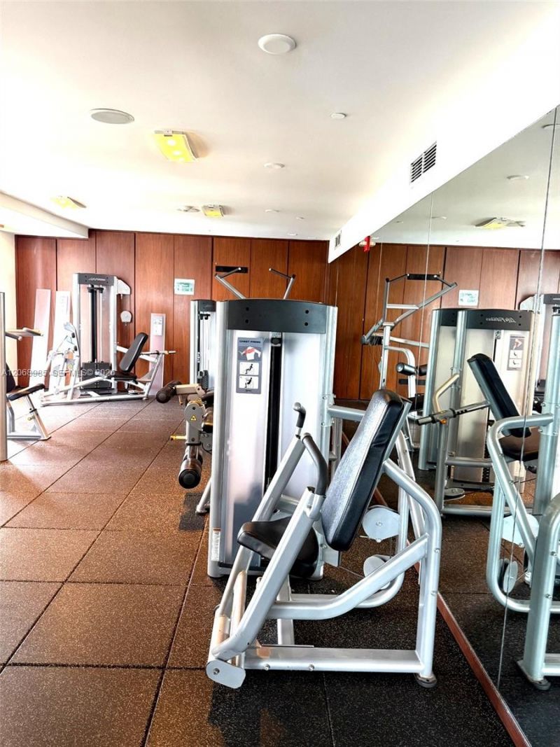 335 S Biscayne Blvd, Unit 1005, Miami, FL 33131 Photo