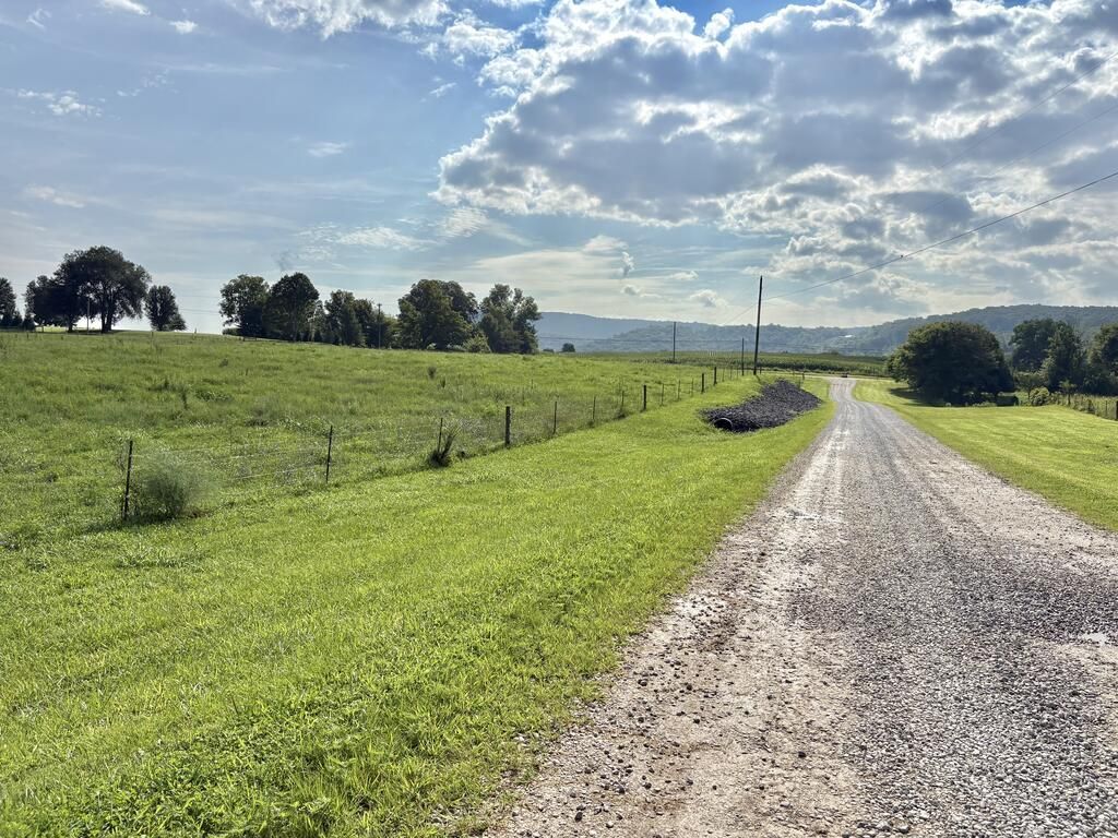 5.14 Acr Hickory Valley, Sparta, TN 38583 Main Photo