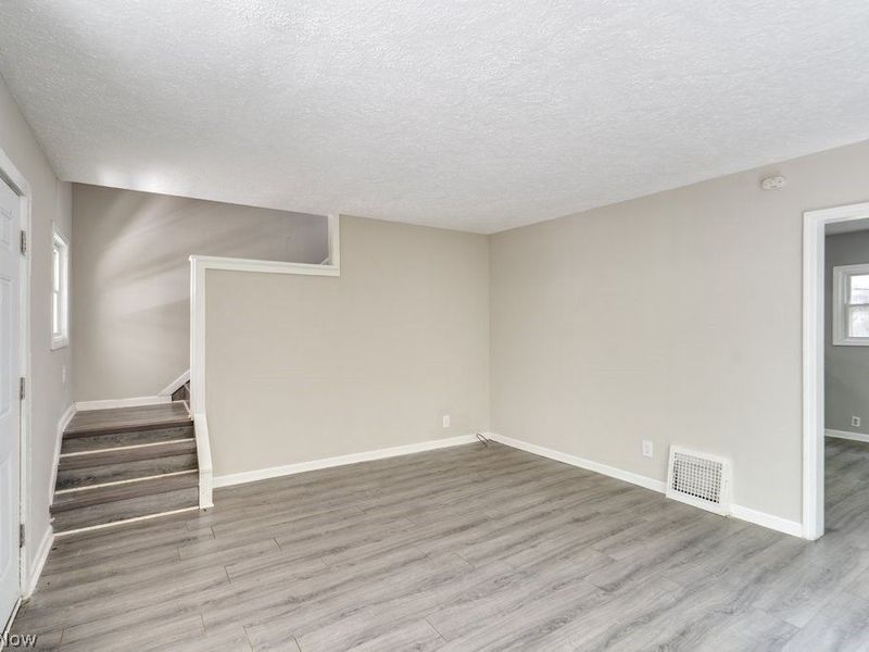 233 Sobul Avenue, Akron, OH 44305 Photo 10