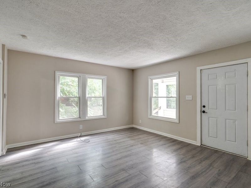 233 Sobul Avenue, Akron, OH 44305 Photo 9
