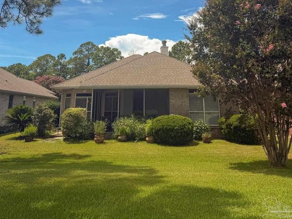 4123 Tiger Point Blvd, Gulf Breeze, FL 32563