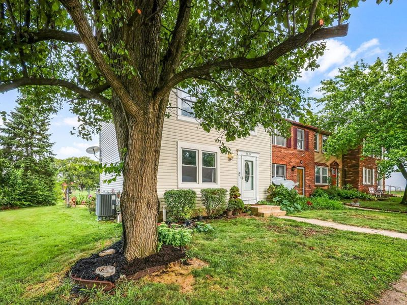 2984 Grandwoods Circle, Dublin, OH 43017 Photo 4