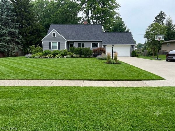 7990 Stockbridge Road , Mentor, OH 44060