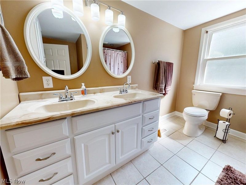 7990 Stockbridge Road, Mentor, OH 44060 Photo 32