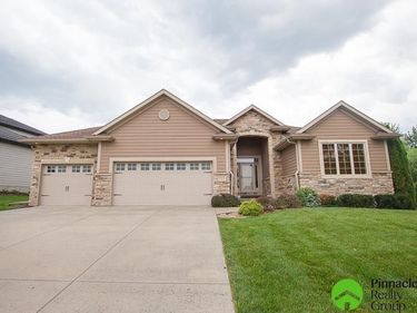 8523 Barkley Drive, Lincoln, NE 68526