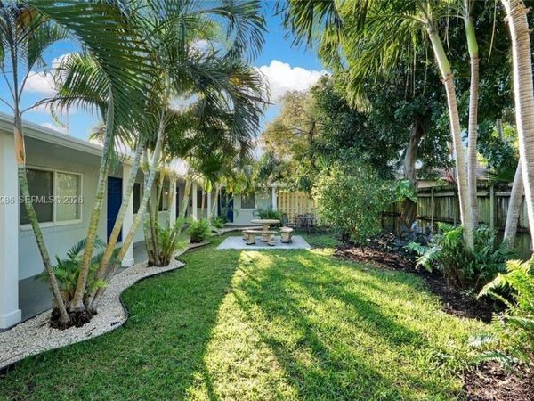 1352 Holly Heights Dr , Fort Lauderdale, FL 33304