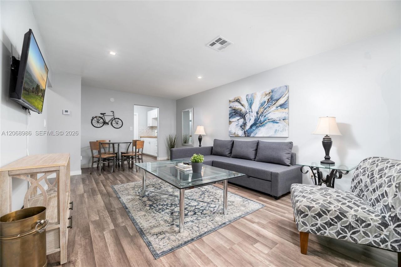 1352 Holly Heights Dr , Fort Lauderdale, FL 33304 Photo