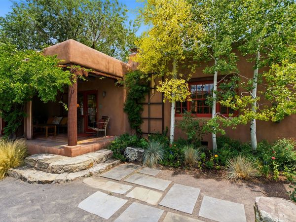 605 Sunset Street , Santa Fe, NM 87501
