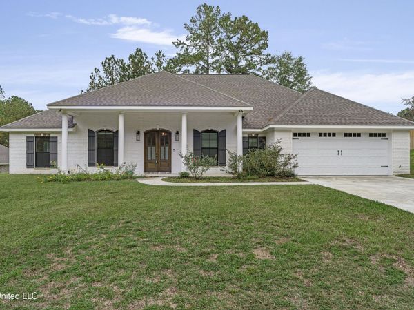 5534 W 4th Street, Hattiesburg, MS 39402