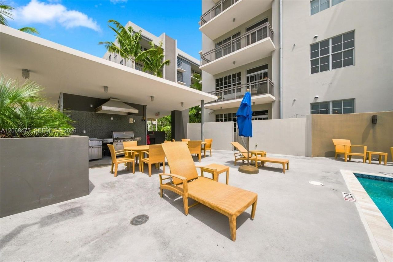 410 NW 1st Ave , Unit 202, Fort Lauderdale, FL 33301 Photo
