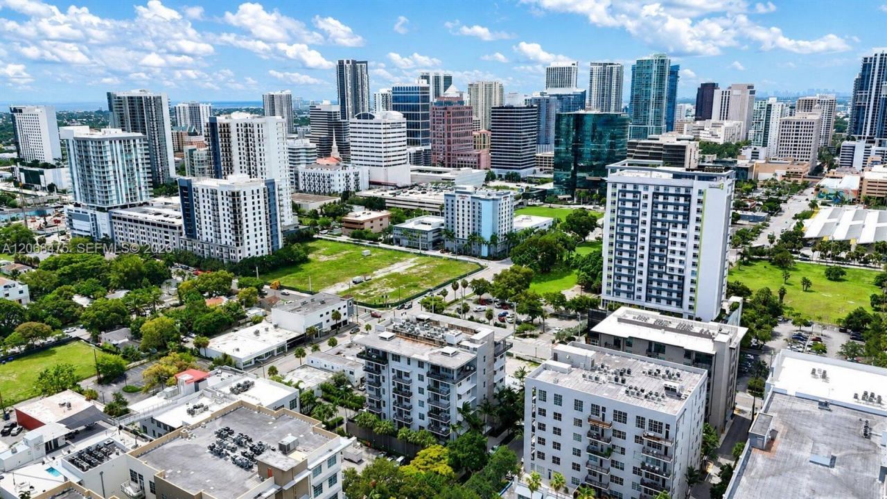 410 NW 1st Ave , Unit 202, Fort Lauderdale, FL 33301 Photo