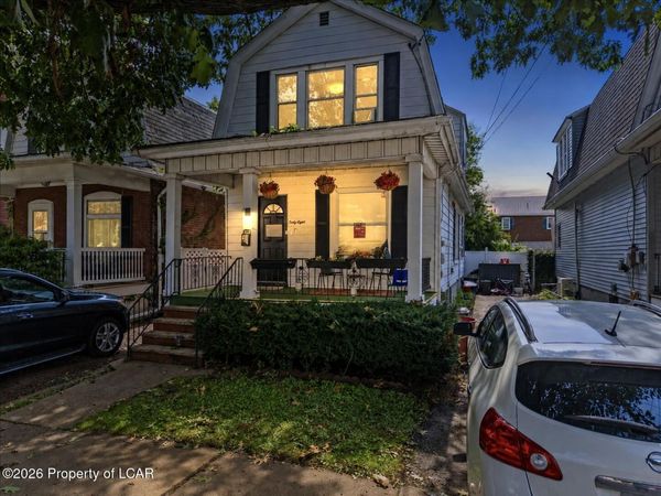 48 1st Avenue, Kingston, PA 18704