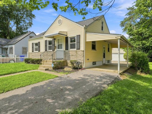 374 Rosslyn Avenue, Columbus, OH 43214
