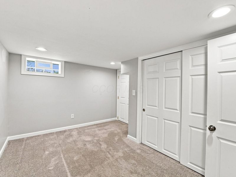 374 Rosslyn Avenue, Columbus, OH 43214 Photo 28