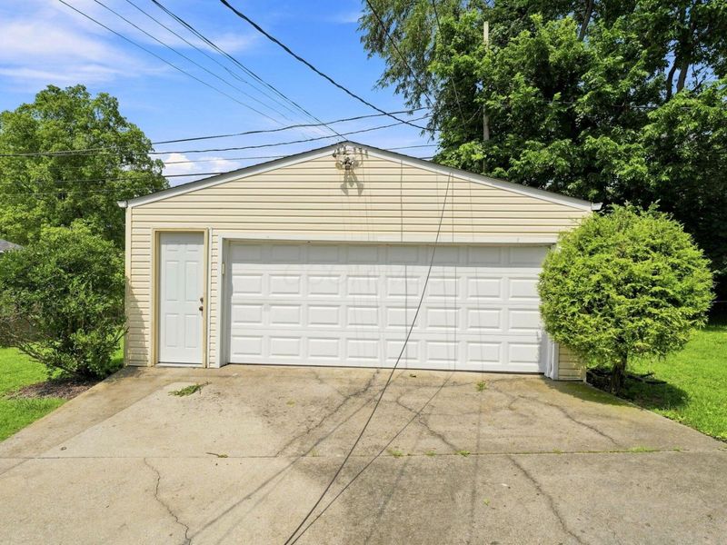 374 Rosslyn Avenue, Columbus, OH 43214 Photo 9