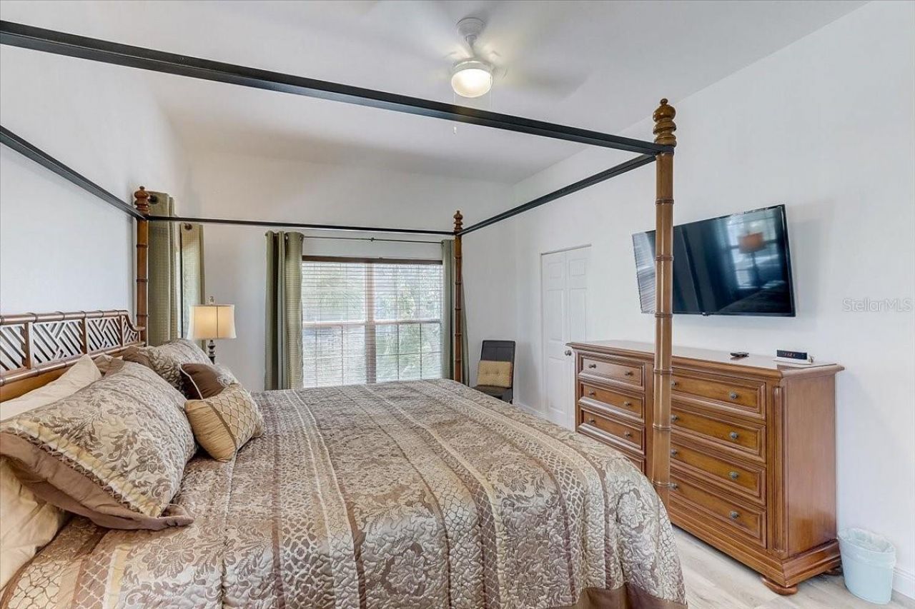 2424 Bay Drive, Unit 2424/2426, Bradenton, FL 34207 Photo