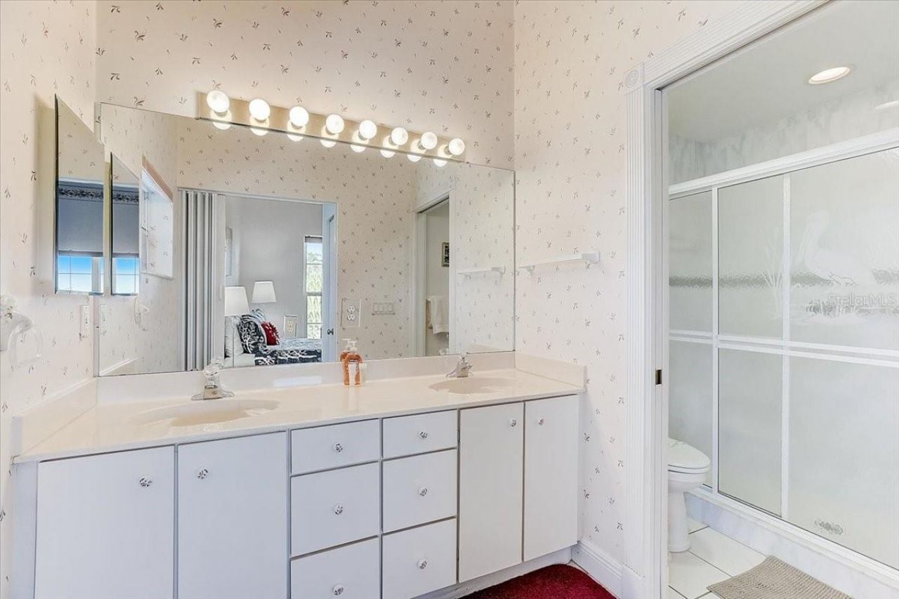 2424 Bay Drive, Unit 2424/2426, Bradenton, FL 34207 Photo