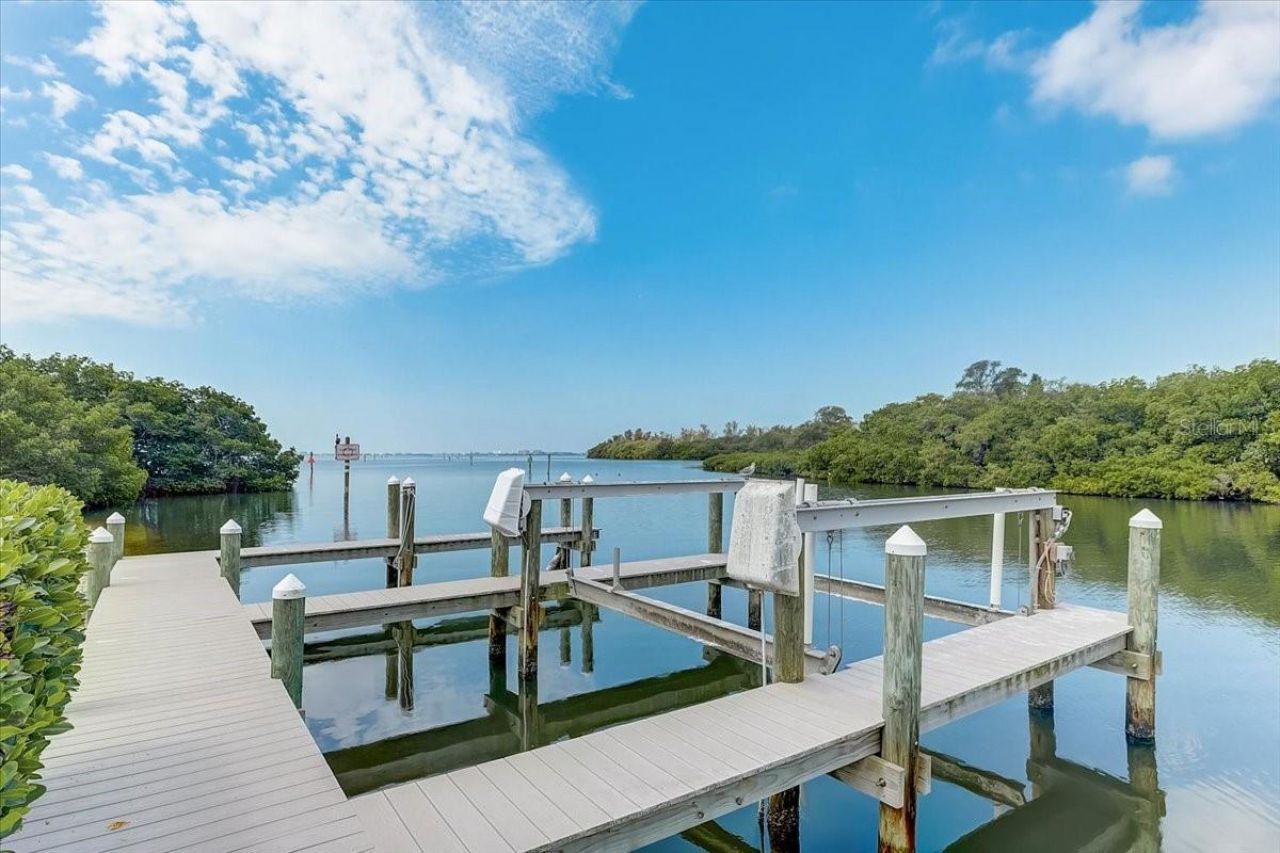 2424 Bay Drive, Unit 2424/2426, Bradenton, FL 34207 Photo