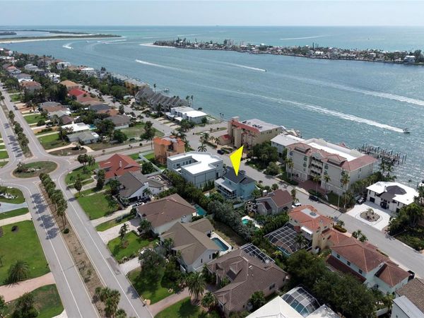289 8TH AVENUE N, TIERRA VERDE, FL 33715