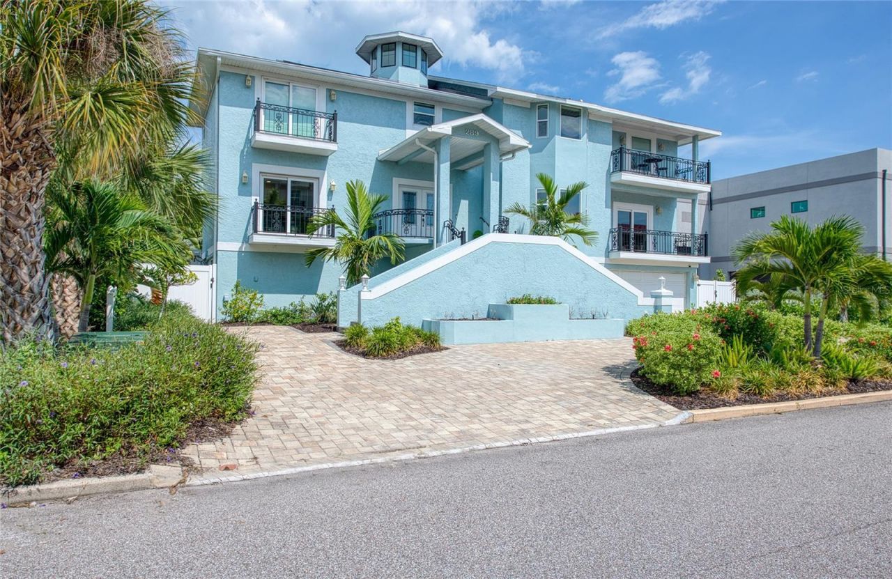 289 8th Avenue N, Tierra Verde, FL 33715 Photo