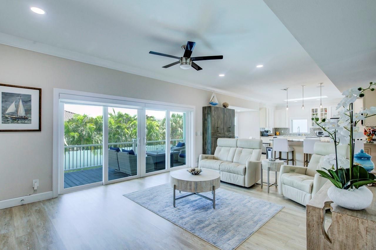 289 8th Avenue N, Tierra Verde, FL 33715 Photo