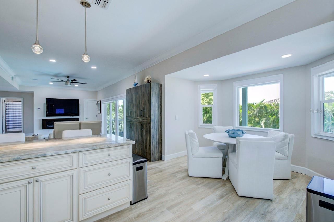 289 8th Avenue N, Tierra Verde, FL 33715 Photo