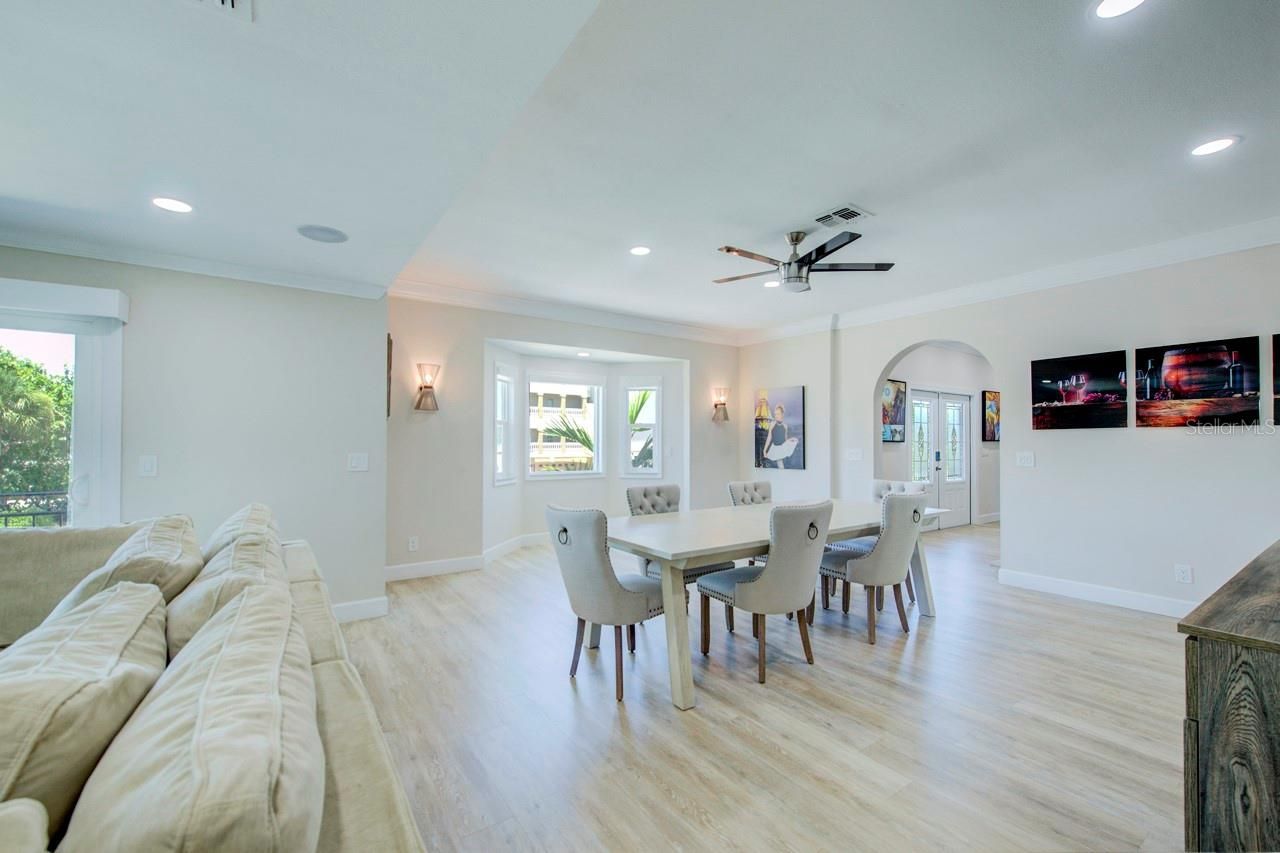 289 8th Avenue N, Tierra Verde, FL 33715 Photo