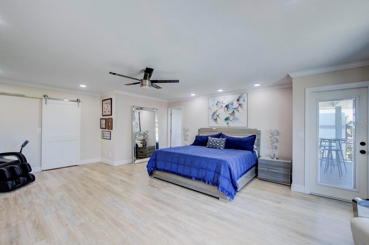 289 8th Avenue N, Tierra Verde, FL 33715 Photo