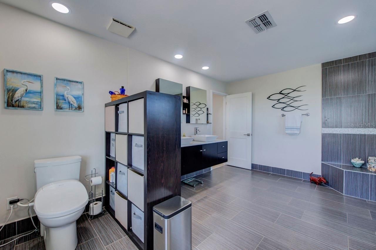 289 8th Avenue N, Tierra Verde, FL 33715 Photo