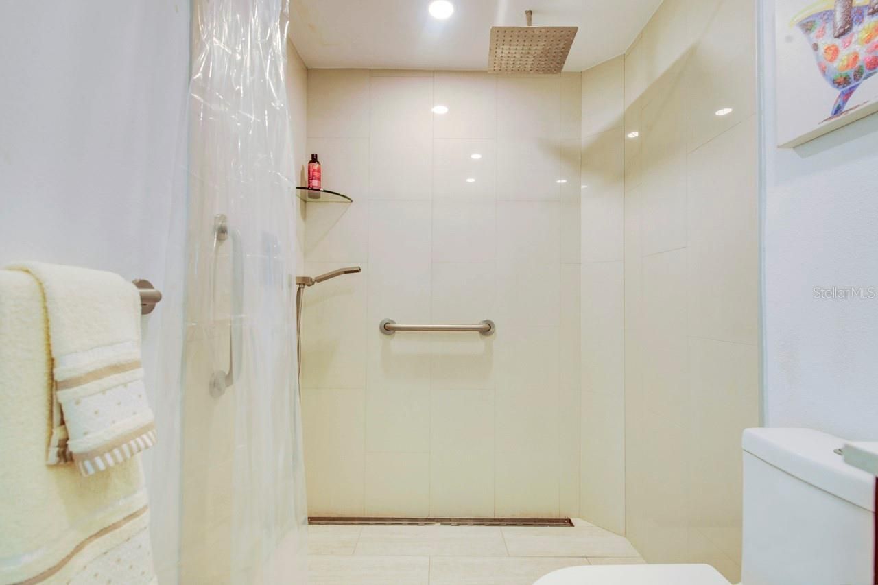 289 8th Avenue N, Tierra Verde, FL 33715 Photo
