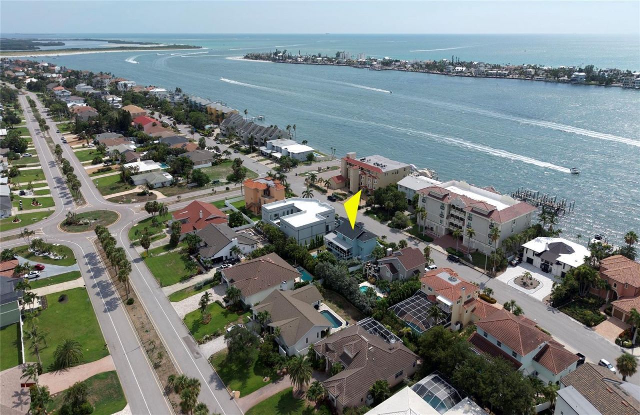 289 8th Avenue N, Tierra Verde, FL 33715 Photo