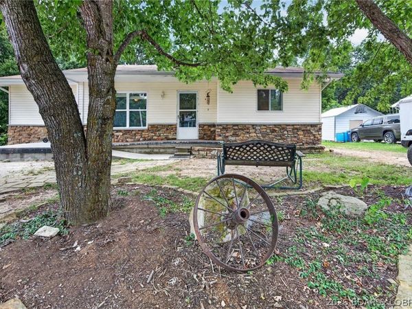 114 Mooreview Drive, Laurie, MO 65037