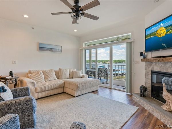 5450 Christopher Lane, Unit 413, Osage Beach, MO 65020