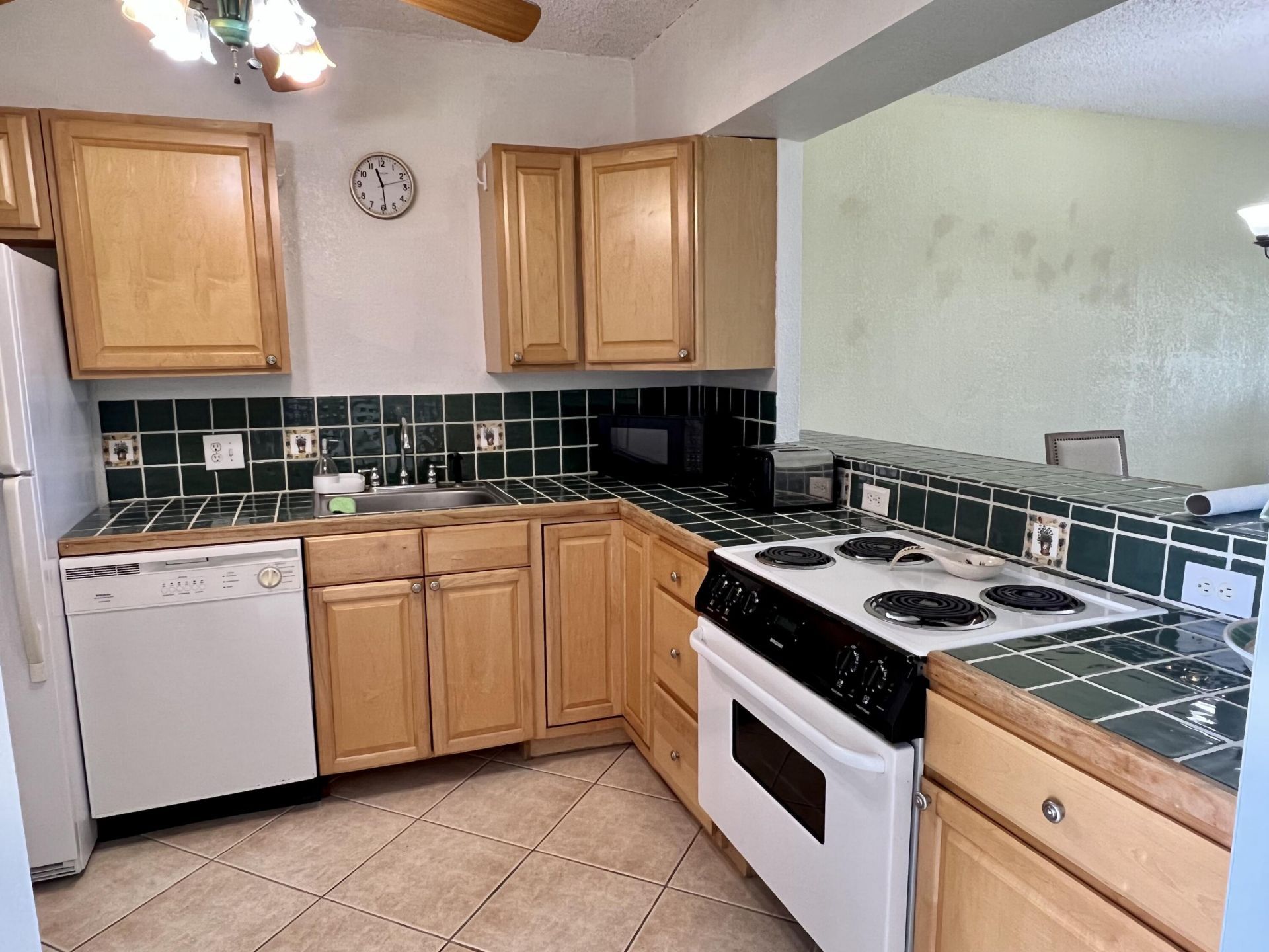 3000 N Palm Aire Drive, Unit 603, Pompano Beach, FL 33069 Photo