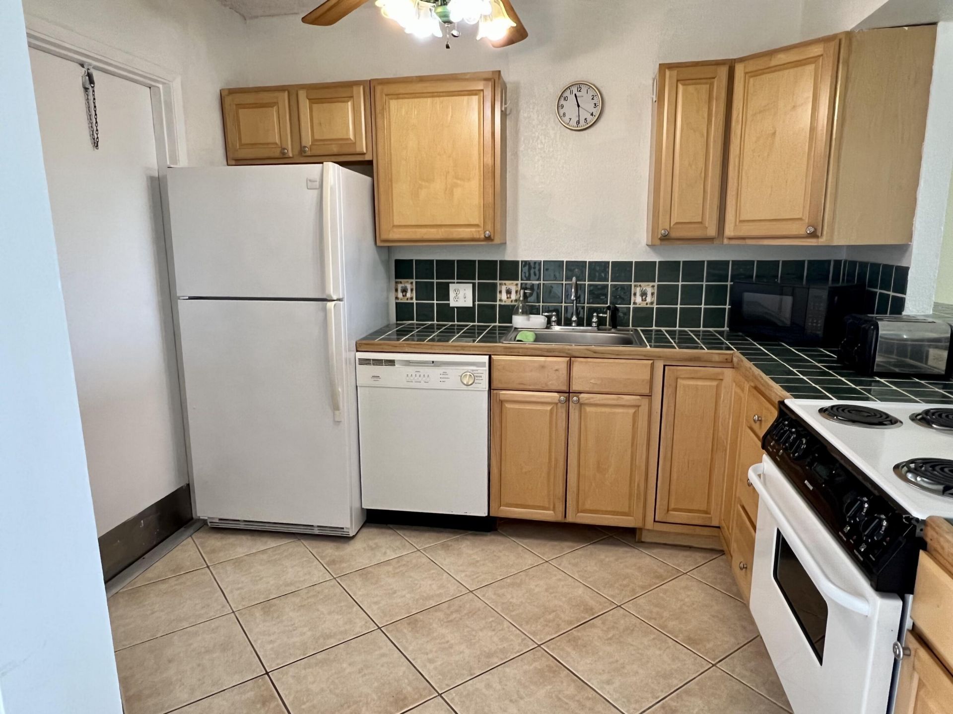 3000 N Palm Aire Drive, Unit 603, Pompano Beach, FL 33069 Photo