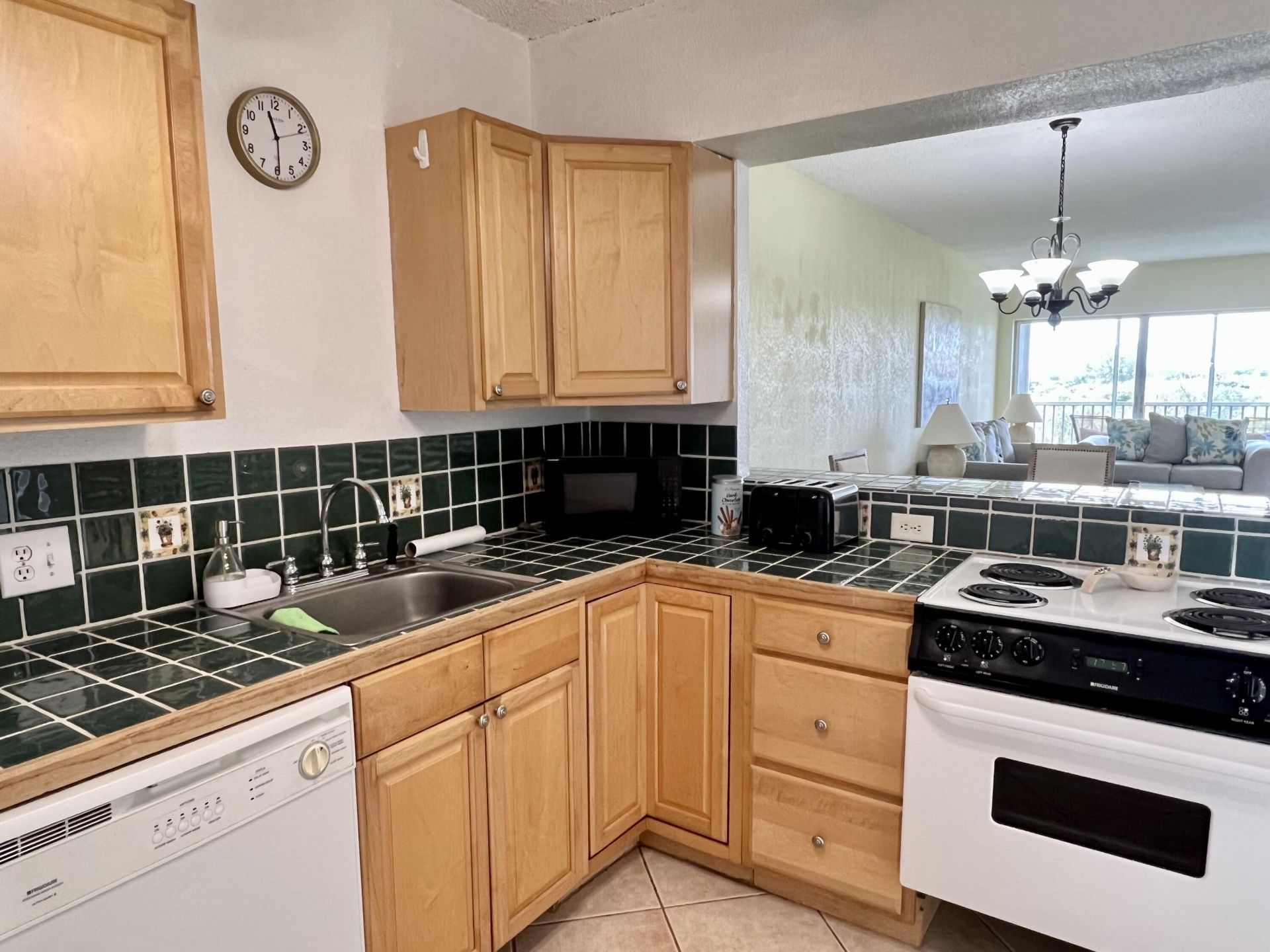 3000 N Palm Aire Drive, Unit 603, Pompano Beach, FL 33069 Photo