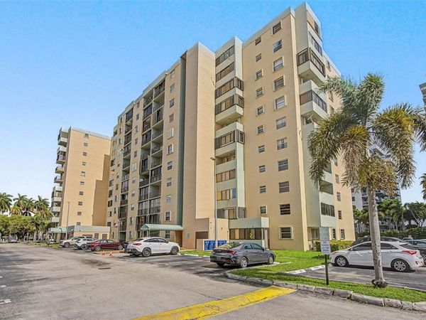 5055 NW 7TH STREET , Unit 112, MIAMI, FL 33126
