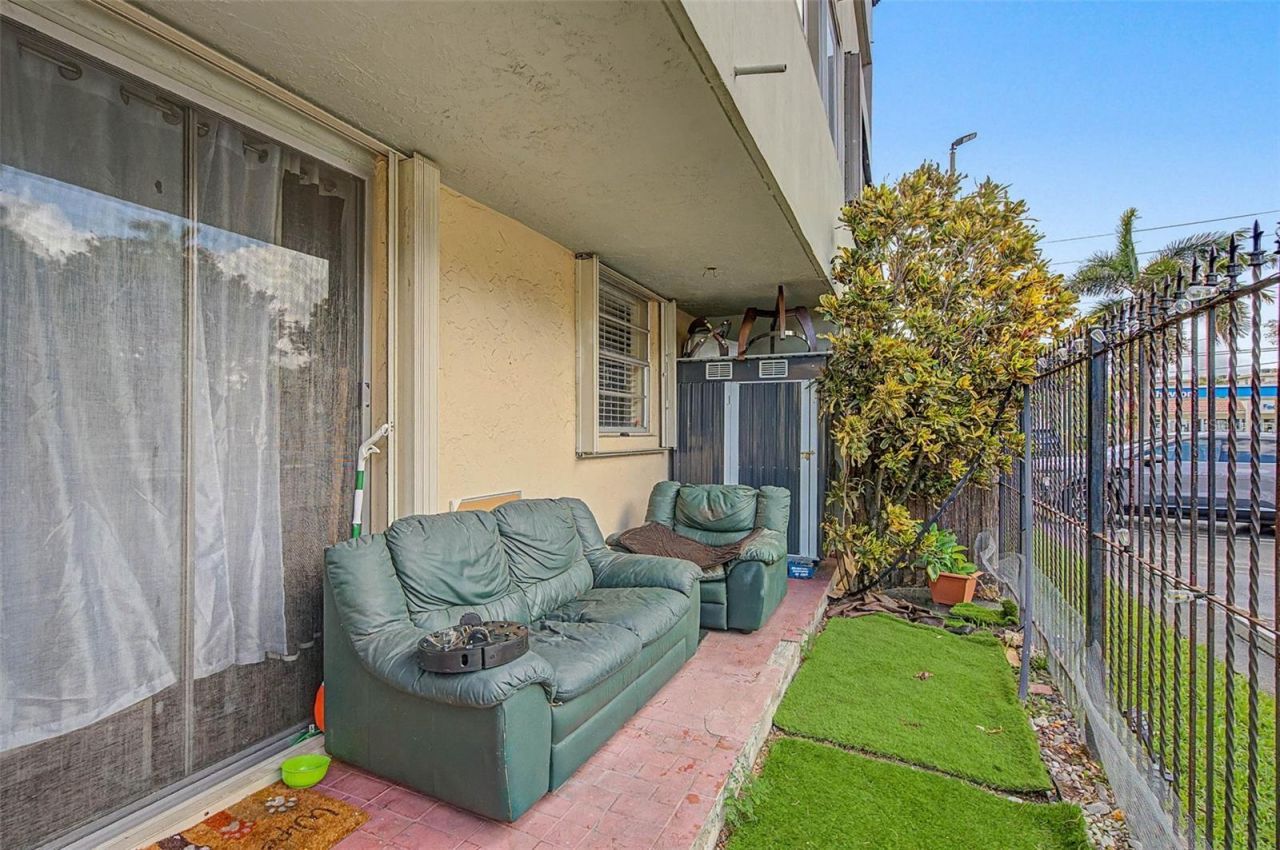 5055 NW 7th Street, Unit 112, Miami, FL 33126 Photo