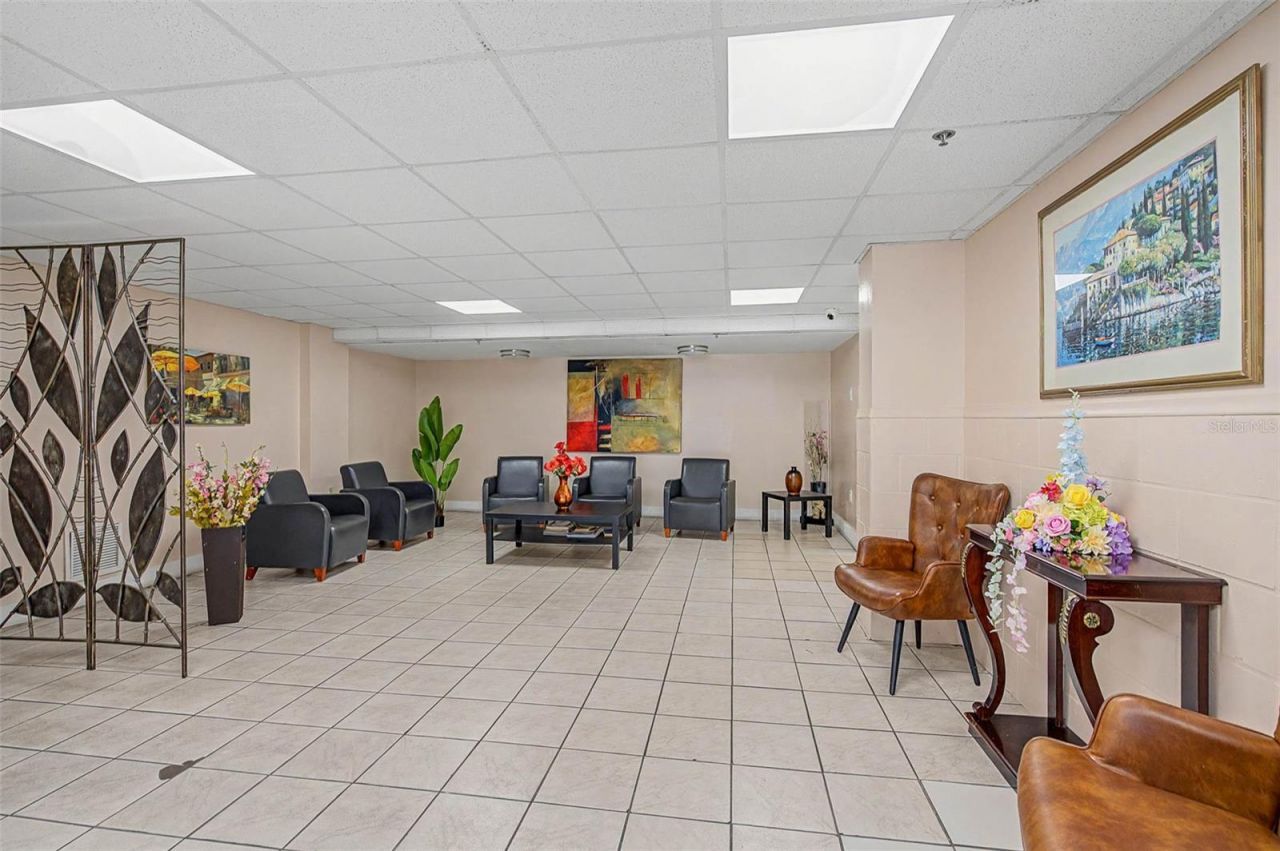 5055 NW 7th Street, Unit 112, Miami, FL 33126 Photo