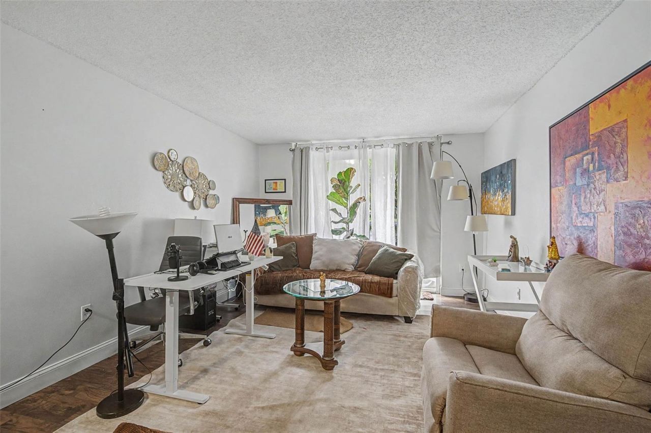 5055 NW 7th Street, Unit 112, Miami, FL 33126 Photo