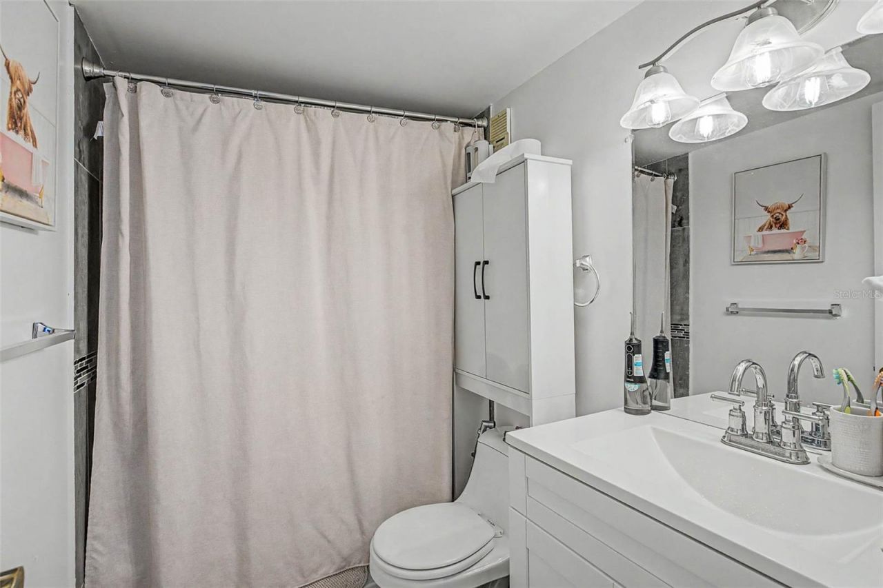 5055 NW 7th Street, Unit 112, Miami, FL 33126 Photo