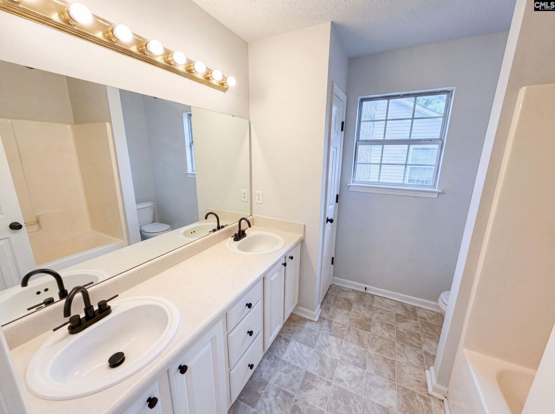 220 Longshadow Drive Photo 12