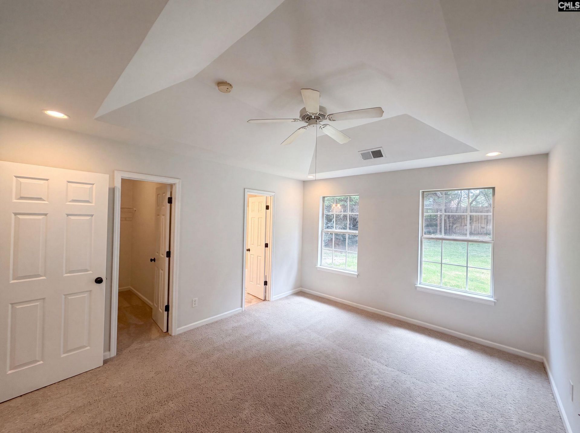 220 Longshadow Drive Photo 4