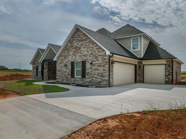 4705 Whitetail Drive, Guthrie, OK 73044