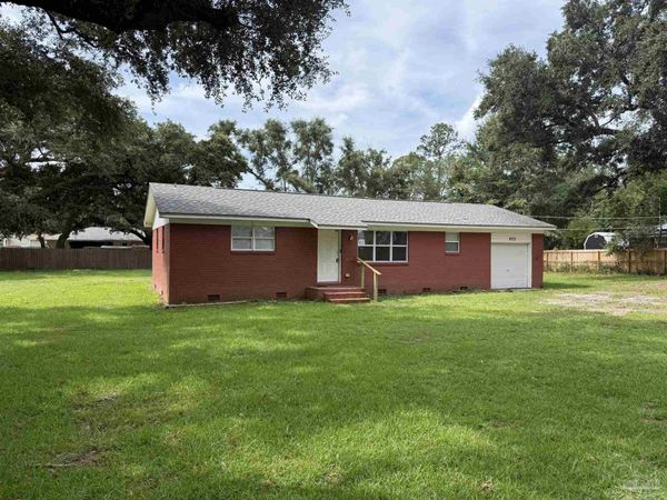 6773 Contentment St, Milton, FL 32583