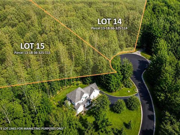 5747 Ash Ct, Unit 14, Petoskey, MI 49770