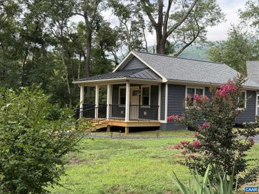 147B BRYANT MOUNTAIN RD , Roseland, VA 22967
