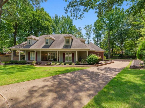 8745 WOOD MILLS CV, Memphis, TN 38016