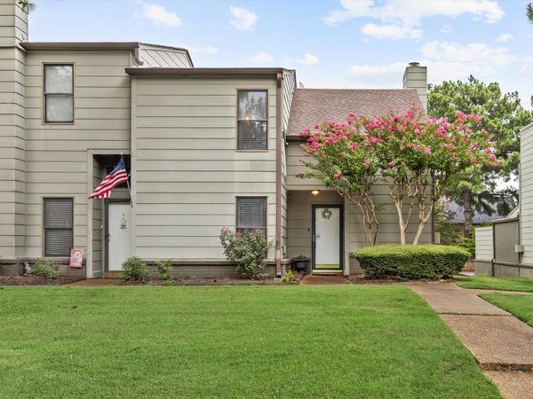 1906 ALLENBY DR, Unit 16, Germantown, TN 38139